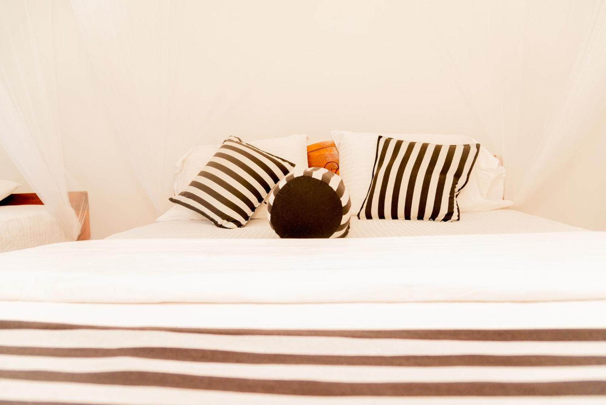 Samiru Guest Inn Ела Екстериор снимка